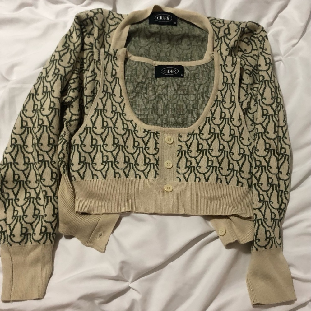 green on cream pattern, inner tank top with outer cropped cardigan